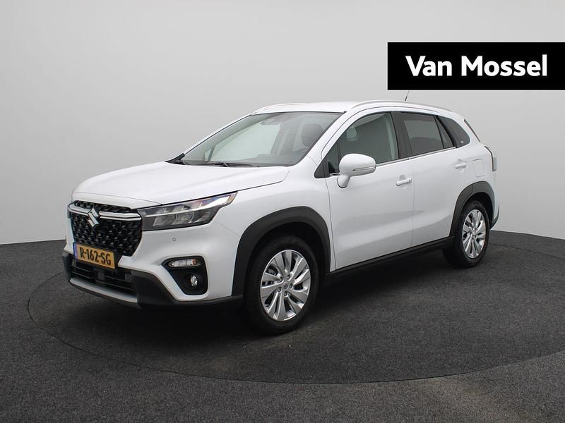 Wit Occasion 2022 Suzuki SX4 S-Cross SUV | € 25.840 (Eerlijke prijs) - Afbeelding 1/4