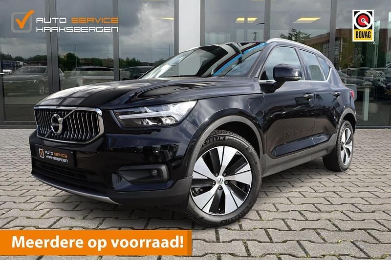 Zwart Gebruikt 2020 Volvo XC40 Inscription SUV | € 27.900 (Super prijs) - Afbeelding 1/4