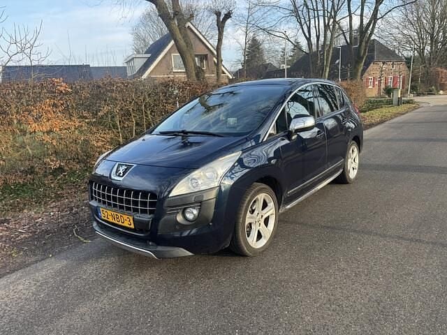 Blauw (metallic) Occasion 2010 Peugeot 3008 GT MPV | € 2.750 (Goede deal) - Afbeelding 1/4