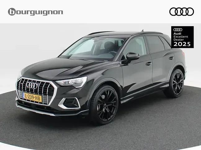 Zwart Gebruikt 2019 Audi Q3 Comfort SUV | € 34.850 (Eerlijke prijs) - Afbeelding 1/4