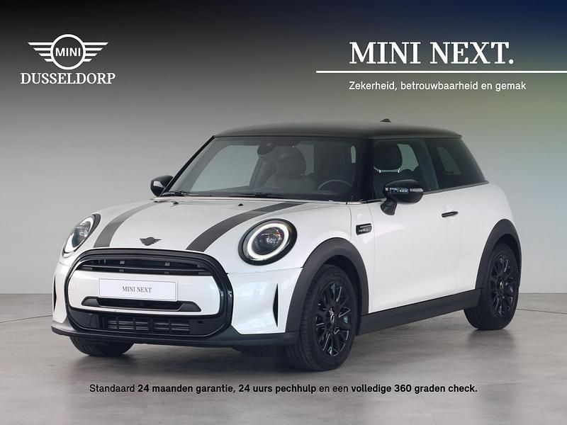 Wit Gebruikt 2023 Mini Cooper Hatchback | € 28.950 - Afbeelding 1/4