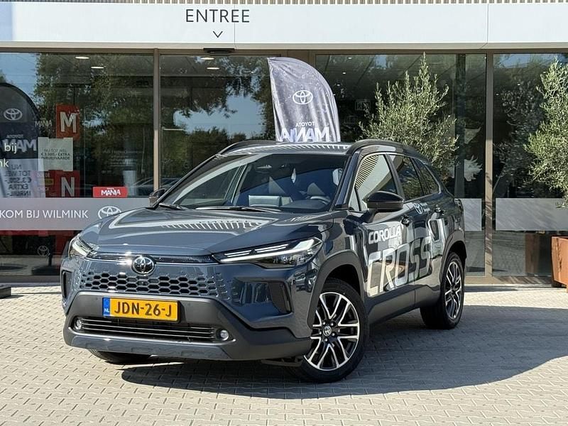 Grijs Gebruikt 2025 Toyota Corolla Hybrid Executive Hatchback | € 48.995 - Afbeelding 1/4
