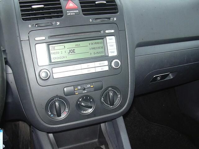 Occasion VW Golf IV 102 PK (75 kW) 2006 Zwart (metallic) Hatchback