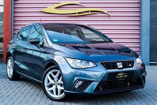 Grijs Gebruikt 2019 Seat Ibiza FR Hatchback | € 18.850 - Afbeelding 1/4