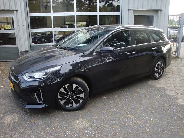 Zwart Gebruikt 2020 Kia Ceed Sportswagon Stationwagen | € 18.950 - Afbeelding 1/4