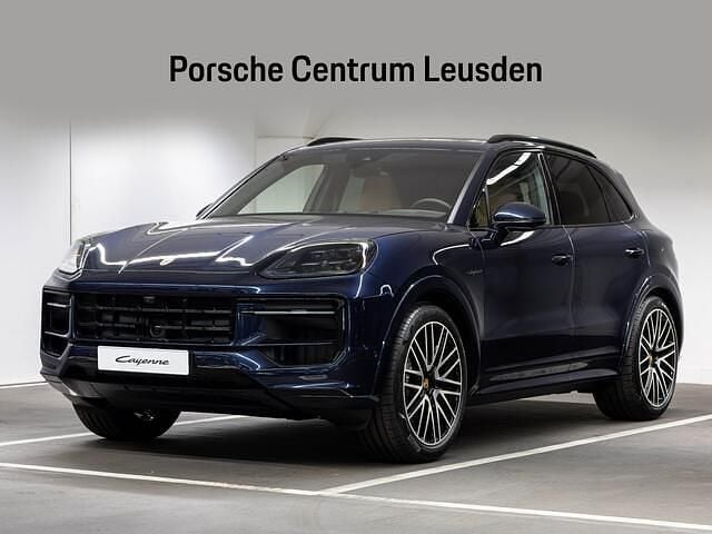 Blauw, metallic lak Nieuw 2025 Porsche Cayenne S E-Hybrid SUV | € 189.448 (Duur) - Afbeelding 1/4