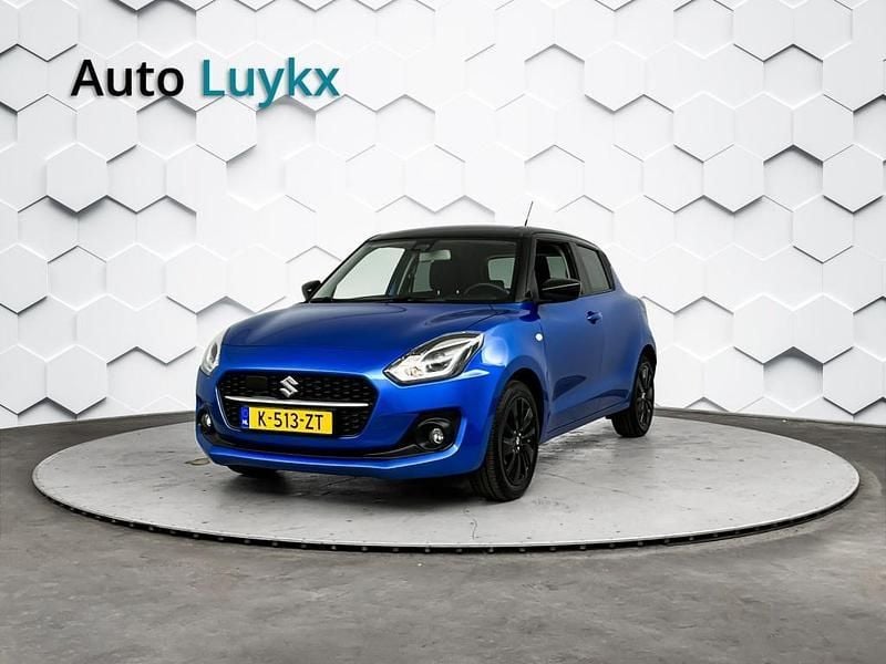 Blauw Gebruikt 2021 Suzuki Swift Hatchback | € 14.940 (Eerlijke prijs) - Afbeelding 1/4