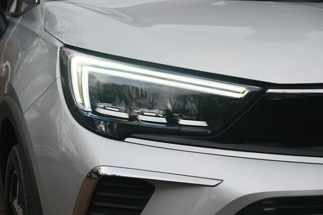 Occasion Opel Crossland X Ultimate 110 PK (80 kW) 2023 Zilver SUV