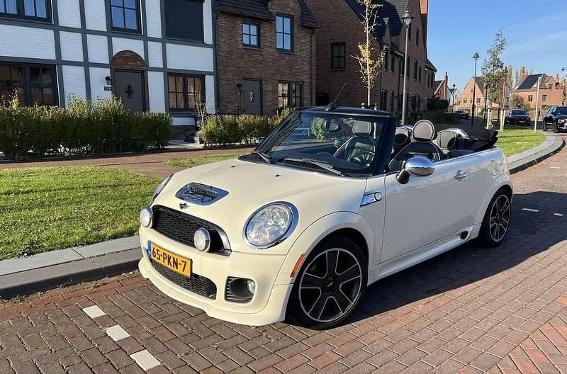 Wit Gebruikt 2011 Mini Cooper S Cabriolet Chili Cabriolet | € 12.500 (Eerlijke prijs) - Afbeelding 1/4