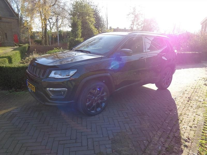 Occasion Jeep Compass 180 PK (132 kW) 2020 Zwart SUV