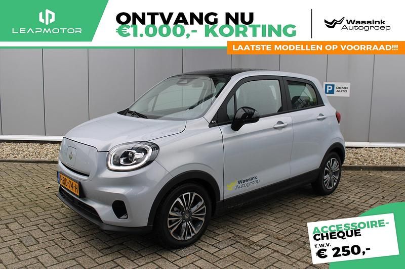 Occasion Leapmotor T03 69 kW (95 PK) 2024 Grijs Hatchback