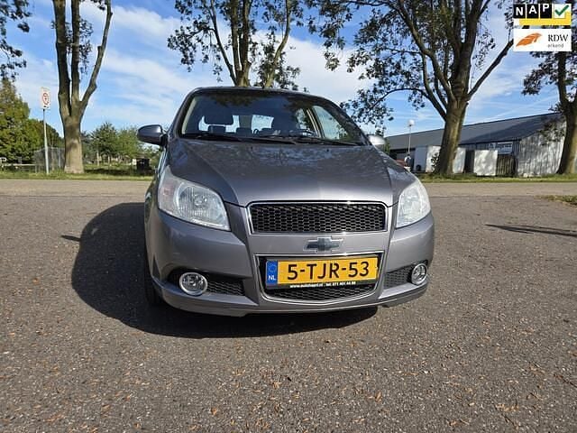 Grijs Gebruikt 2008 Chevrolet Aveo LS Hatchback | € 2.499 (Goede deal) - Afbeelding 1/4