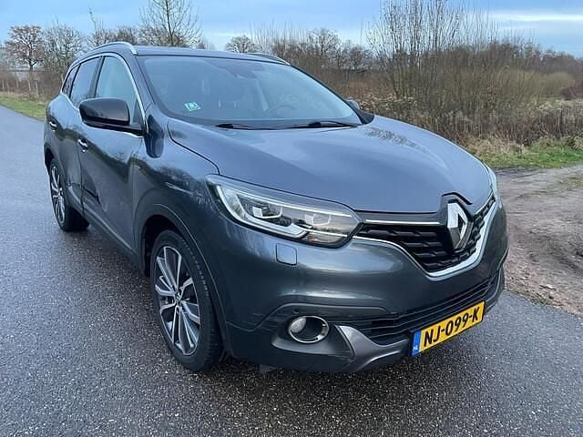 Grijs Gebruikt 2016 Renault Kadjar Bose Edition SUV | € 7.850 (Super prijs) - Afbeelding 1/4