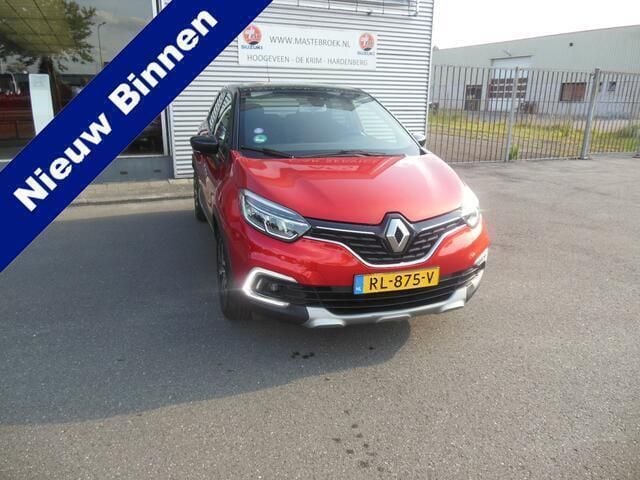 Rood Gebruikt 2018 Renault Captur Intens SUV | € 12.500 (Eerlijke prijs) - Afbeelding 1/4