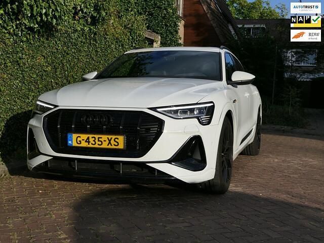 Wit Gebruikt 2019 Audi e-tron S-Line SUV | € 29.845 (Iets duurder) - Afbeelding 1/4
