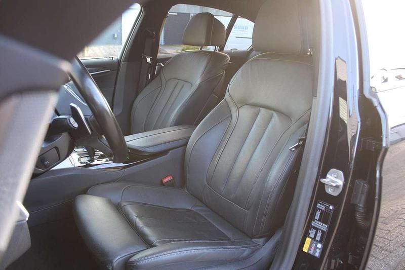 Occasion BMW 545e M Sport 286 PK (210 kW) 2021 Zwart Sedan