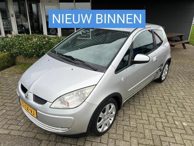 Grijs Gebruikt 2007 Mitsubishi Colt Hatchback | € 2.950 (Eerlijke prijs) - Afbeelding 1/4