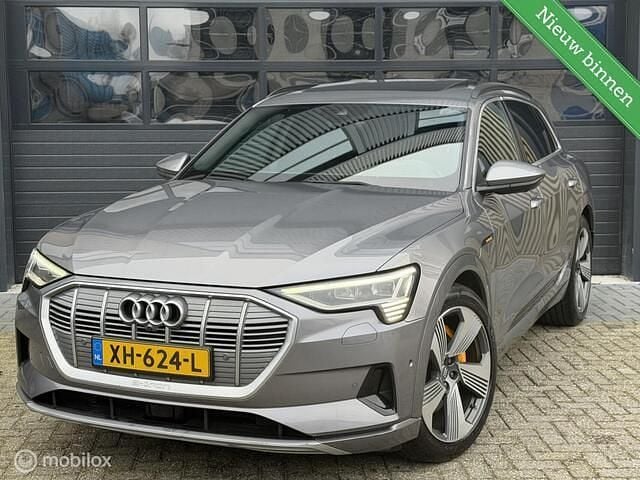 Grijs Occasion 2018 Audi e-tron Advanced Plus SUV | € 24.250 (Goede deal) - Afbeelding 1/4