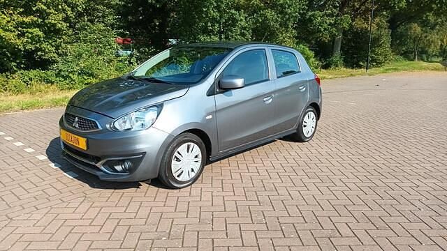 Grijs Gebruikt 2016 Mitsubishi Space Star Intense Hatchback | € 4.995 (Super prijs) - Afbeelding 1/4
