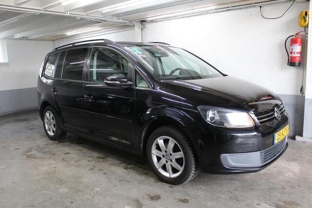 Zwart Gebruikt 2011 VW Touran Comfortline MPV | € 3.900 (Eerlijke prijs) - Afbeelding 1/4