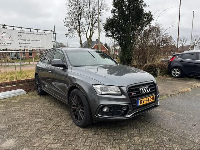 Grijs (metallic) Occasion 2016 Audi SQ5 SUV | € 12.750 - Afbeelding 1/4