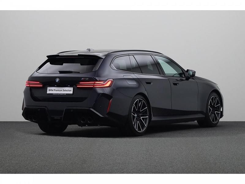 Occasion BMW M5 Comfort Edition 585 PK (430 kW) 2025 M carbonschwarz metallic (donker zwart metallic) Stationwagen