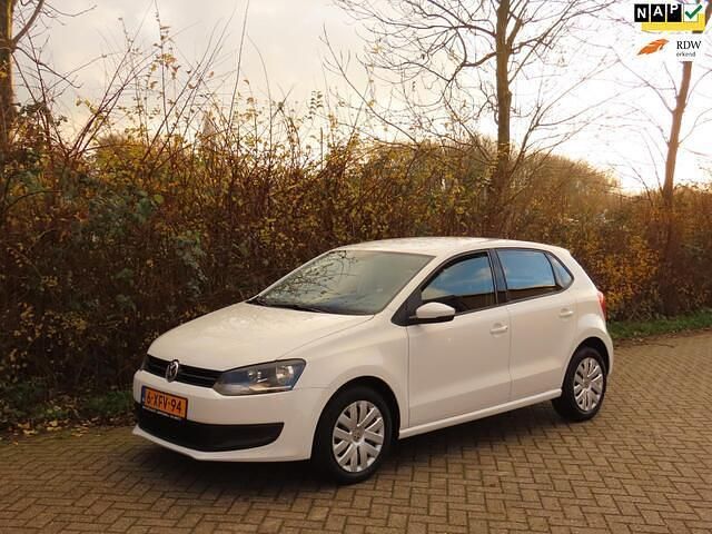 Wit Occasion 2014 VW Polo Edition Hatchback | € 6.795 (Eerlijke prijs) - Afbeelding 1/4