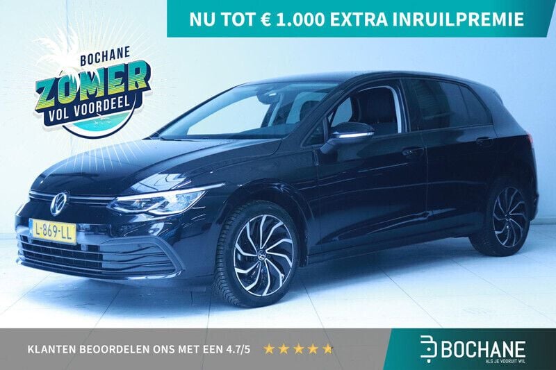 Zwart Gebruikt 2021 VW Golf VIII Life Hatchback | € 18.740 (Eerlijke prijs) - Afbeelding 1/4