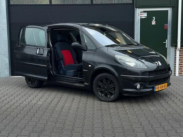 Occasion Peugeot 1007 109 PK (80 kW) 2005 Zwart MPV