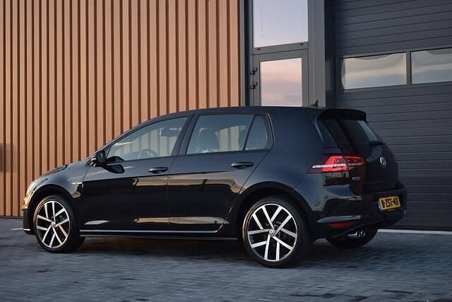 Occasion VW Golf VII GTE 150 PK (110 kW) 2015 Zwart Hatchback
