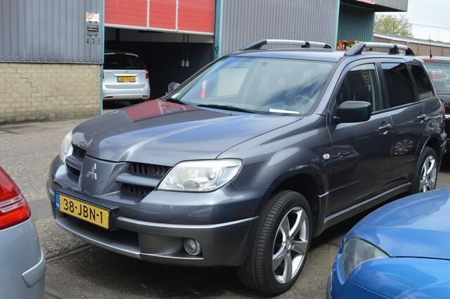 Occasion Mitsubishi Outlander 136 PK (100 kW) 2009 Grijs SUV