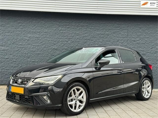 Zwart Gebruikt 2020 Seat Ibiza Business Hatchback | € 11.950 - Afbeelding 1/4