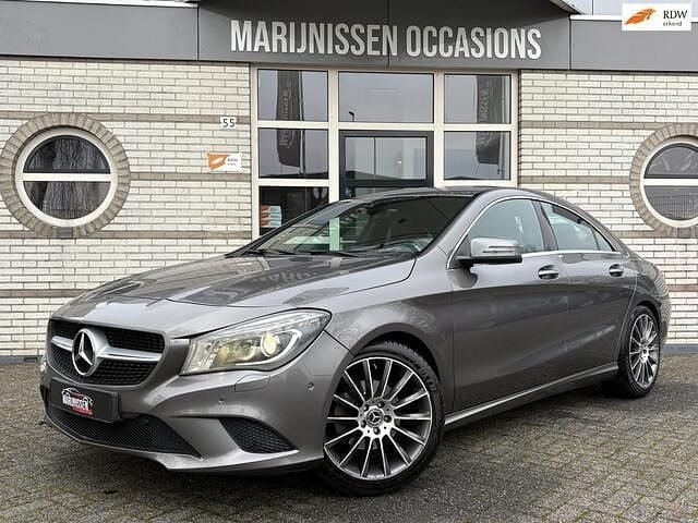 Grijs Occasion 2013 Mercedes CLA180 Ambition Sedan | € 10.950 (Super prijs) - Afbeelding 1/4