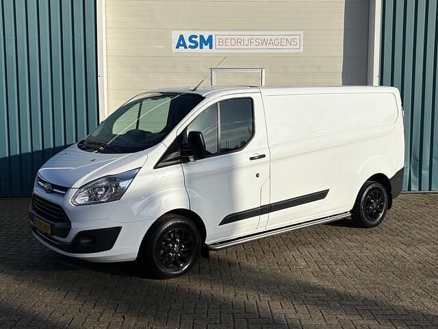 Wit Gebruikt 2018 Ford Transit Custom Ambiente Van | € 10.950 (Eerlijke prijs) - Afbeelding 1/4