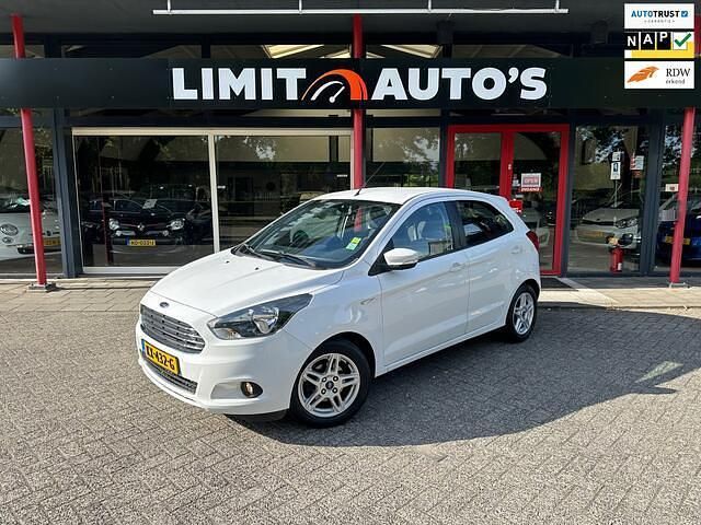 Wit Gebruikt 2016 Ford Ka Plus Trend Hatchback | € 6.499 (Eerlijke prijs) - Afbeelding 1/4