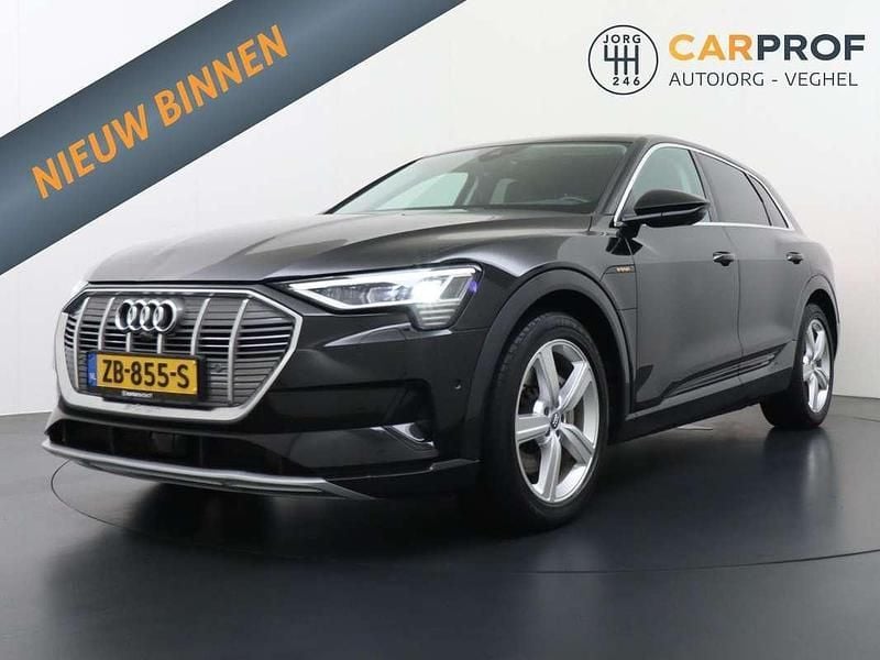 Zwart Gebruikt 2019 Audi e-tron Advanced SUV | € 22.995 - Afbeelding 1/4