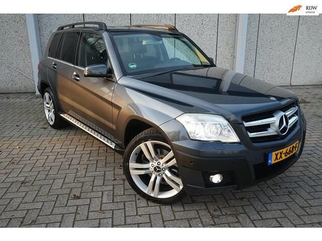 Grijs Gebruikt 2009 Mercedes GLK350 Edition SUV | € 14.499 (Eerlijke prijs) - Afbeelding 1/4