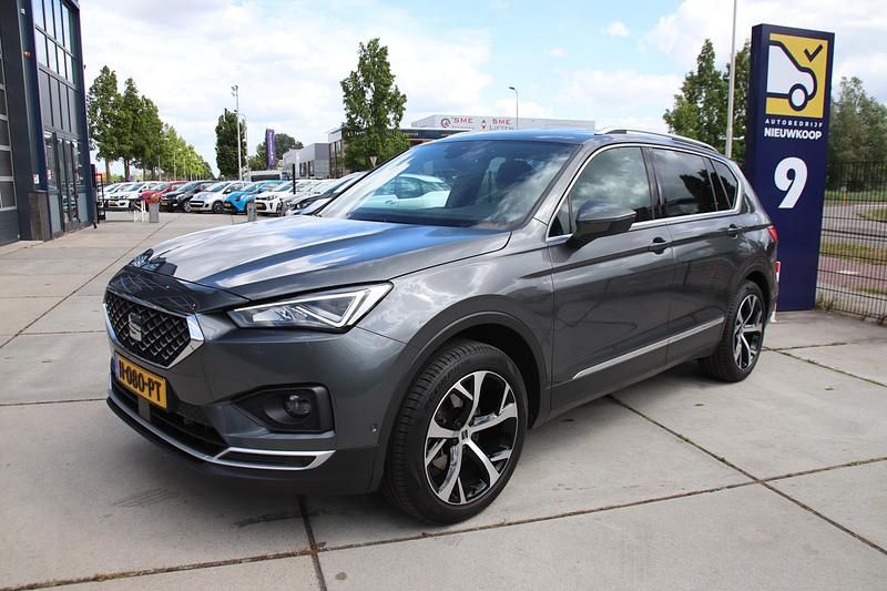 Grijs Gebruikt 2020 Seat Tarraco XCELLENCE SUV | € 27.449 (Eerlijke prijs) - Afbeelding 1/4