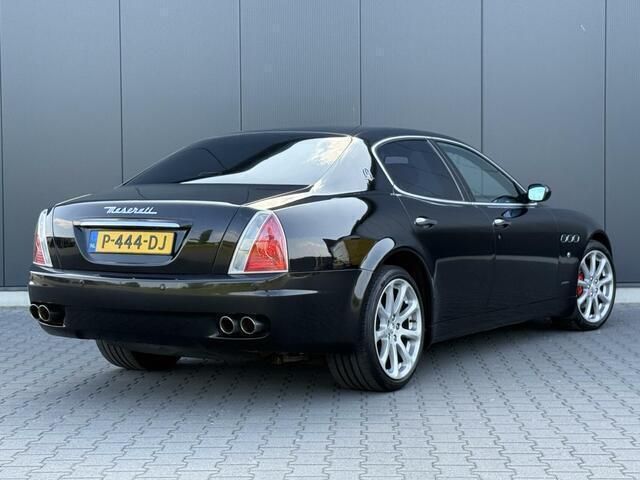 Occasion Maserati Quattroporte 402 PK (295 kW) 2005 Zwart, metallic lak Sedan