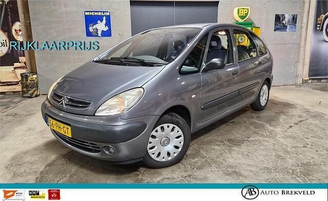 Grijs (metallic) Gebruikt 2004 Citroën Xsara Picasso MPV | € 1.250 (Eerlijke prijs) - Afbeelding 1/4
