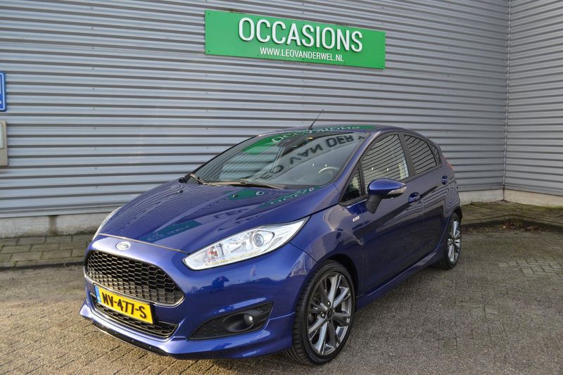 Blauw Gebruikt 2017 Ford Fiesta ST-Line Hatchback | € 10.900 (Eerlijke prijs) - Afbeelding 1/4