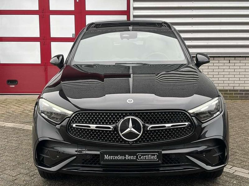Occasion Mercedes GLC300e AMG line 204 PK (150 kW) 2023 Zwart SUV