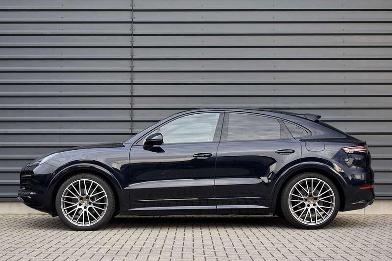 Occasion Porsche Cayenne Platinum Edition 462 PK (339 kW) 2023 Blauw (metallic) SUV