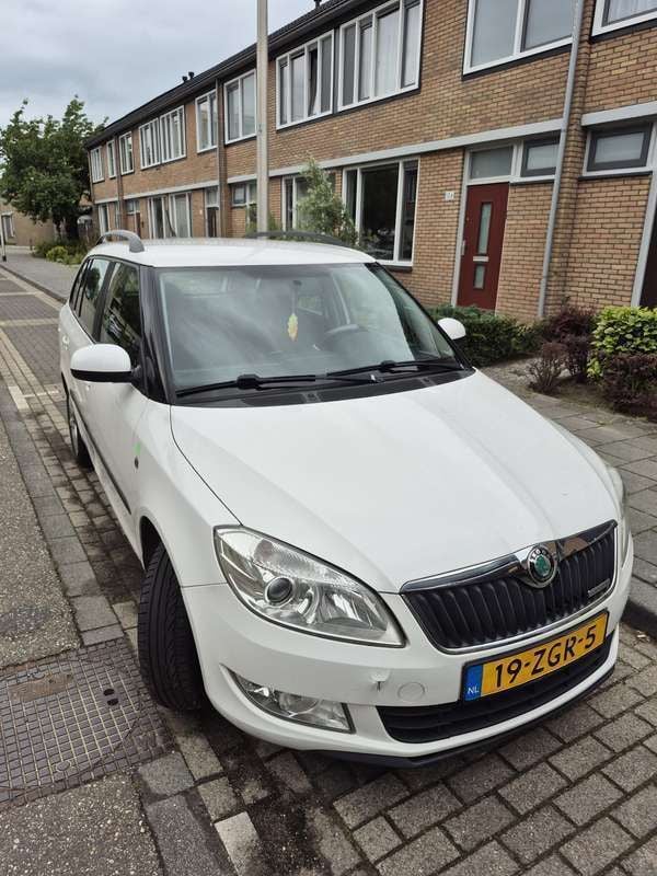 Gebruikt 2012 Skoda Fabia GreenLine Stationwagen | € 1.999 (Goede deal) - Afbeelding 1/4