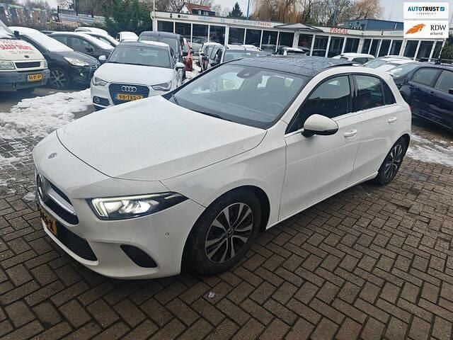 Occasion Mercedes A160 Business 109 PK (80 kW) 2019 Wit Hatchback