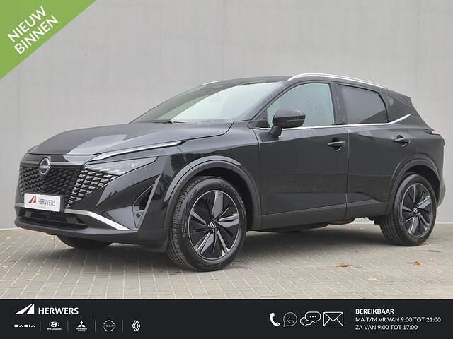 Pearl black (gat) Gebruikt 2025 Nissan Qashqai Black Edition SUV | € 35.735 (Goede deal) - Afbeelding 1/4