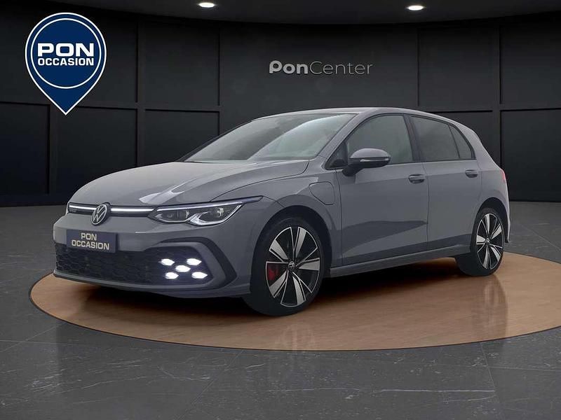 Grijs Gebruikt 2022 VW Golf VIII GTE Hatchback | € 27.450 (Eerlijke prijs) - Afbeelding 1/3