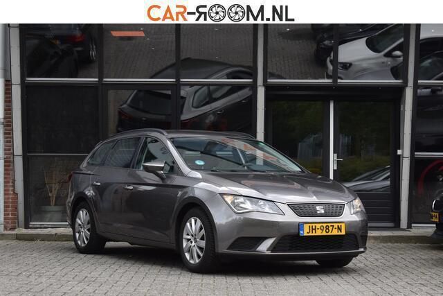 Grijs Gebruikt 2016 Seat Leon ST Reference Stationwagen | € 9.950 (Eerlijke prijs) - Afbeelding 1/4