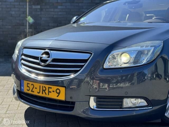 Occasion Opel Insignia 178 PK (130 kW) 2009 Grijs Sedan