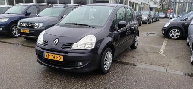 Paars, metallic lak Gebruikt 2010 Renault Grand Modus Expression MPV | € 2.950 (Eerlijke prijs) - Afbeelding 1/4